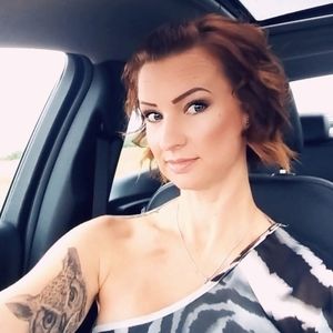 Meet your Posher, Tanya